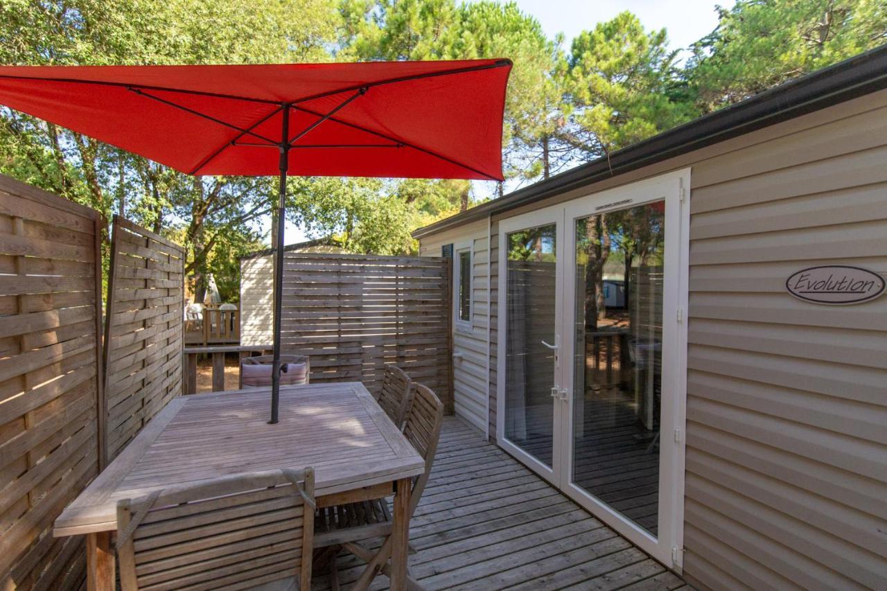 Camping Les Maraises Saint-Martin-de-Ré Exterior foto