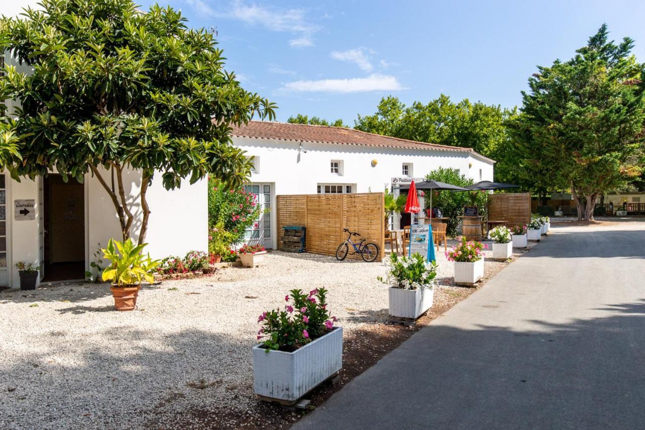 Camping Les Maraises Saint-Martin-de-Ré Exterior foto